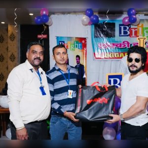 Bright Brand Gift Bag Presentation
