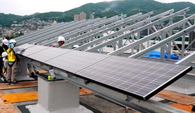 Solar Panel Mounting Structure Installation on Industrial Rooftops